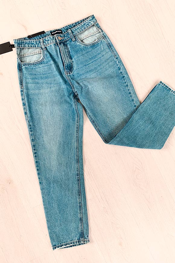 Momokrom - Jeans blu chiaro cut out tasche