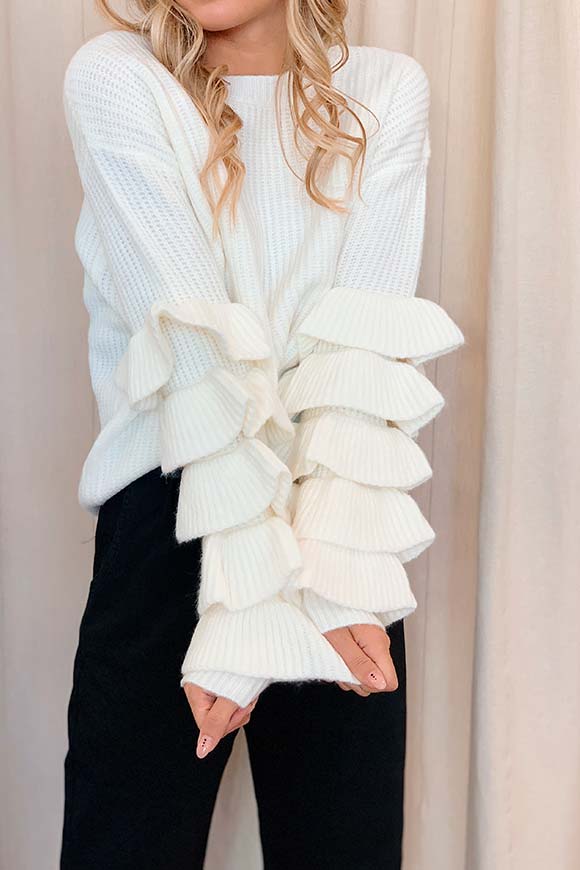 Glamorous - Cream sweater with flounces on the sleeves