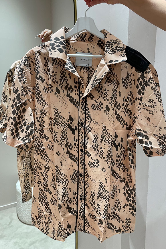 Gaelle - Python patterned salmon shirt