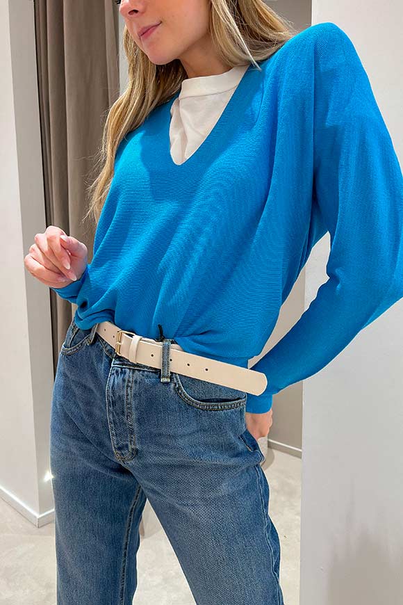 Kontatto - Turquoise teardrop neck sweater in viscose