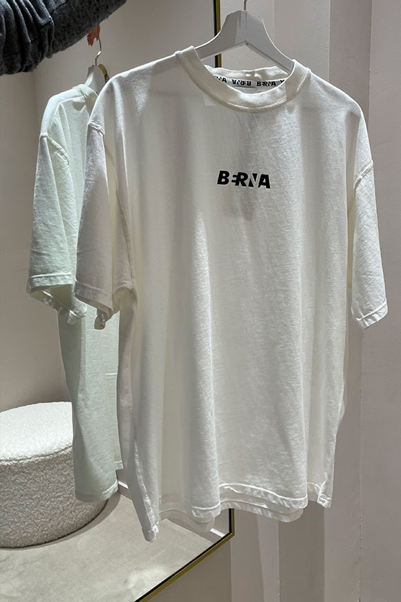 Berna - T shirt bianca con stampa logo sul davanti over