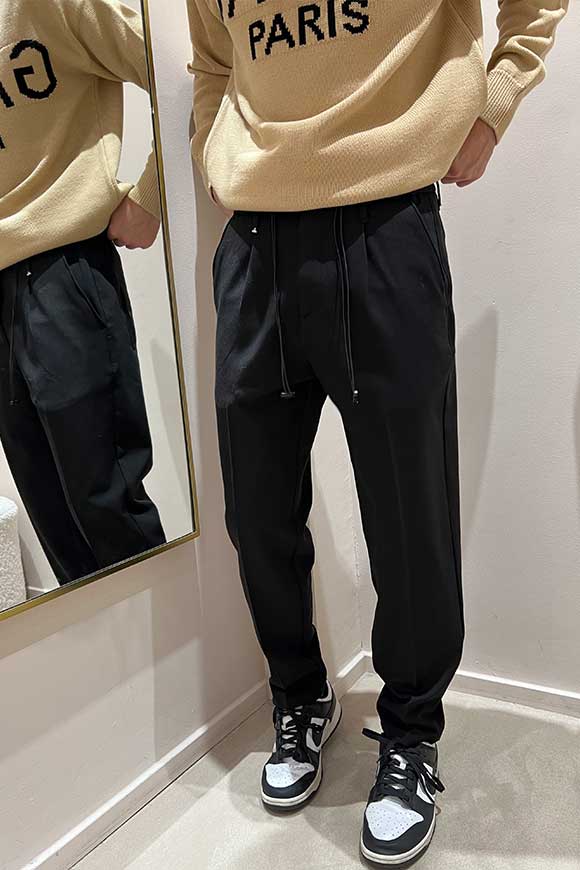 Berna - Pantaloni neri con elastico e laccetti elastici