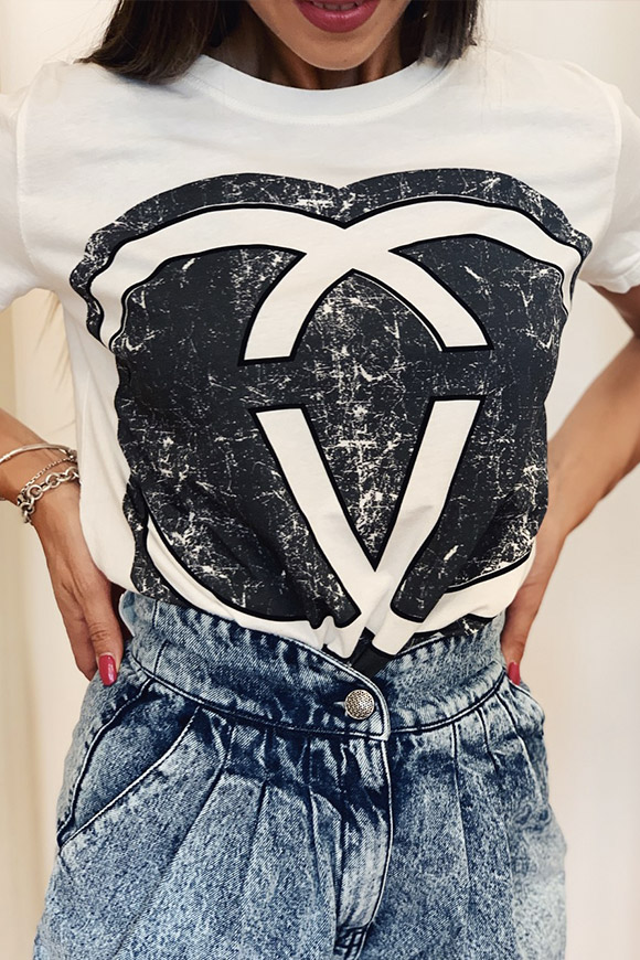Vicolo - T shirt logo "Chanel" effetto slavato