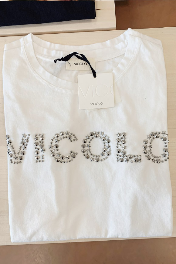 Vicolo - T shirt bianca con scritta borchie