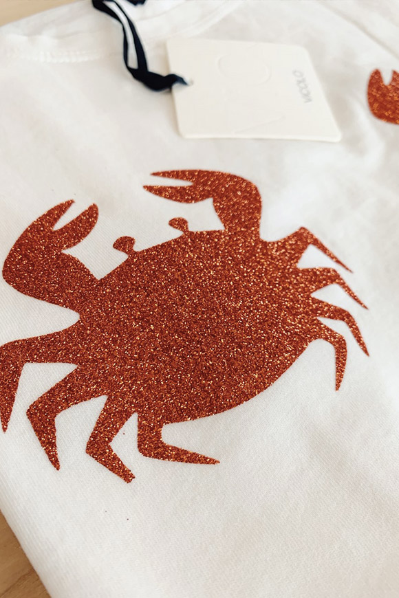 Vicolo - White t shirt with orange glitter crabs