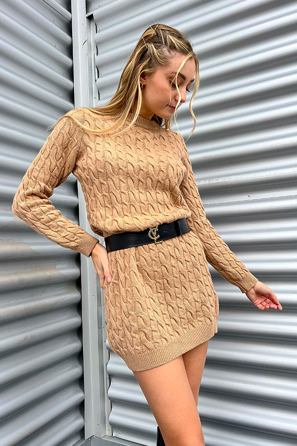 Vicolo - Short camel dress in cable knit