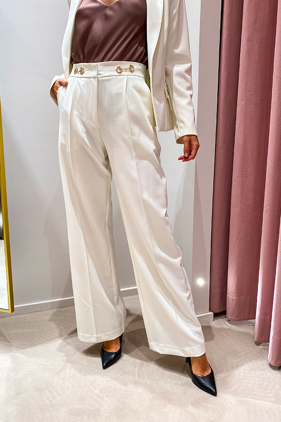 Vicolo - White palazzo trousers with golden clamps
