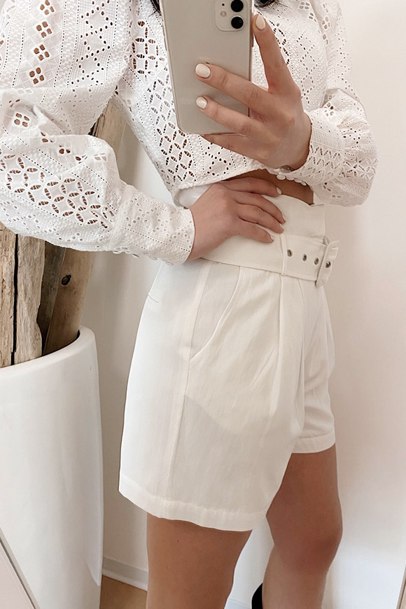 Glamorous - White fabric shorts