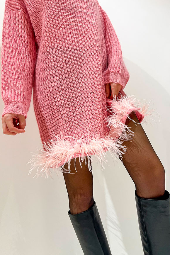 Vicolo - Pink mohair dress with feathers on the bottom