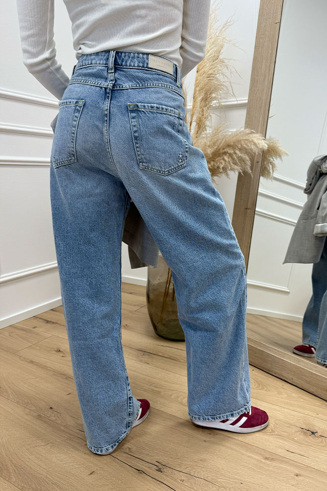 Icon Denim - Jeans "Poppy" lavaggio medio con rotture