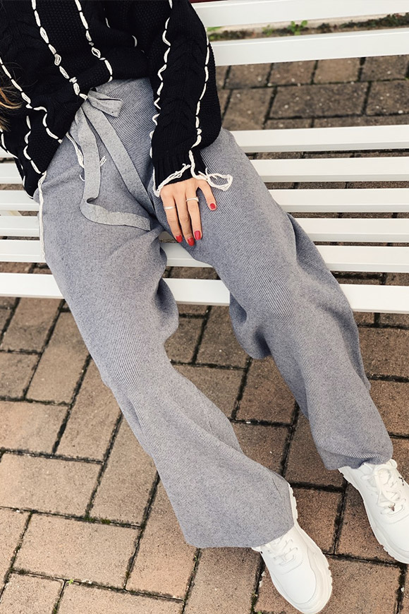 Vicolo - Gray knit ribbed trousers