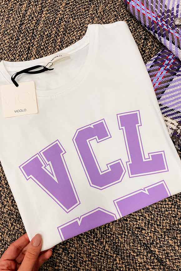 Vicolo - T shirt bianca “VCL 25” lilla