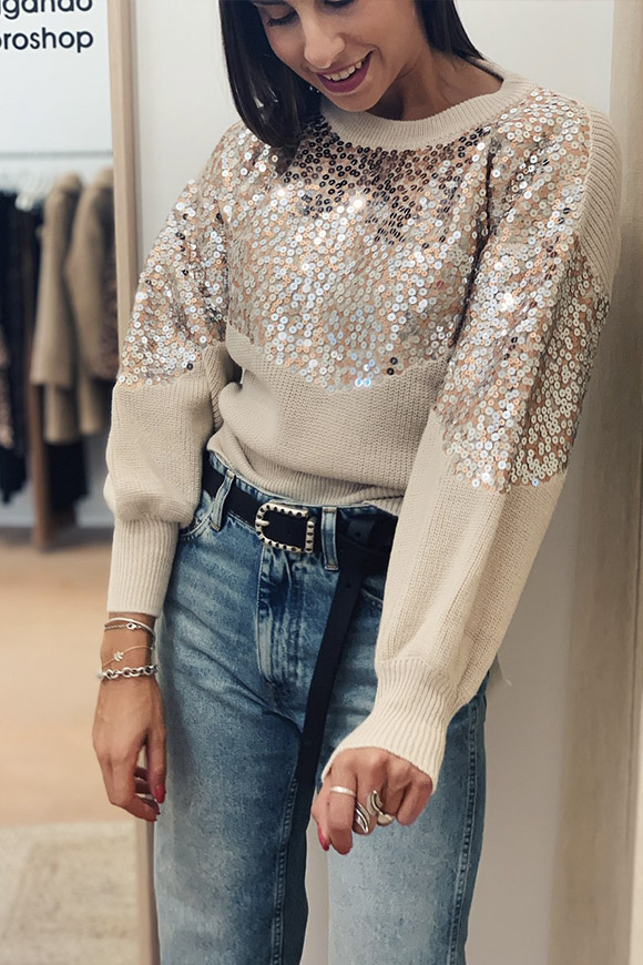 Vicolo - Cream sweater with sequins on the chest