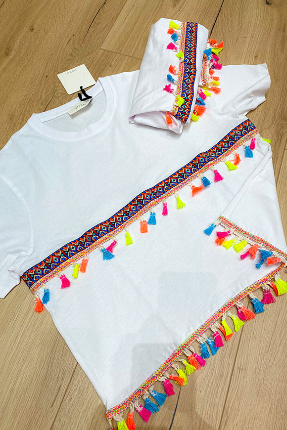 Vicolo - T-shirt with fluo tassels and trimmings