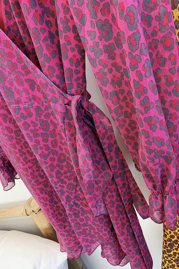 Vicolo - Vestito leopardato fucsia a portafoglio
