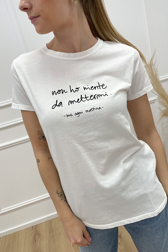 Vicolo - T shirt con scritta nera "Me ogni mattina"