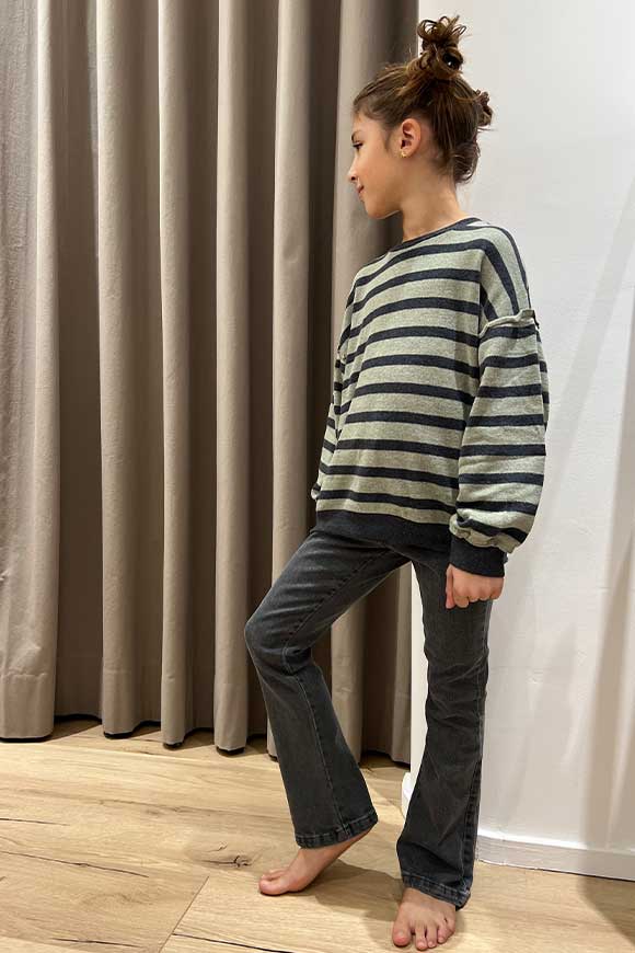 Vicolo Bambina - Pantaloni in denim grigio lavato a zampa