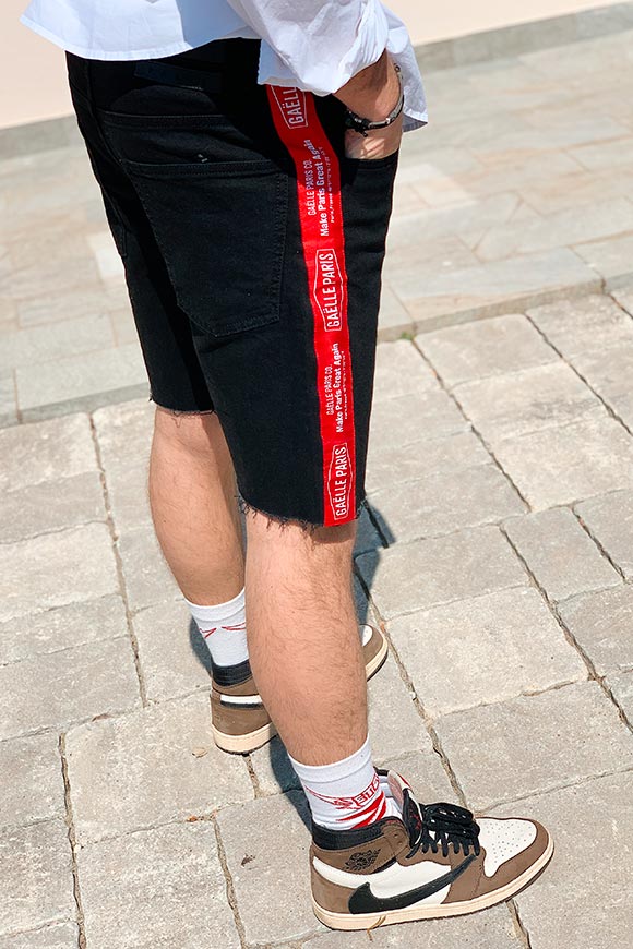 Gaelle - Black denim shorts with red logo bands