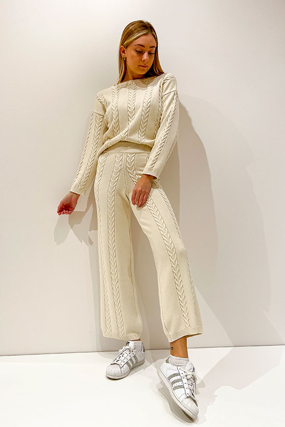 Vicolo - Cable knit butter sweater