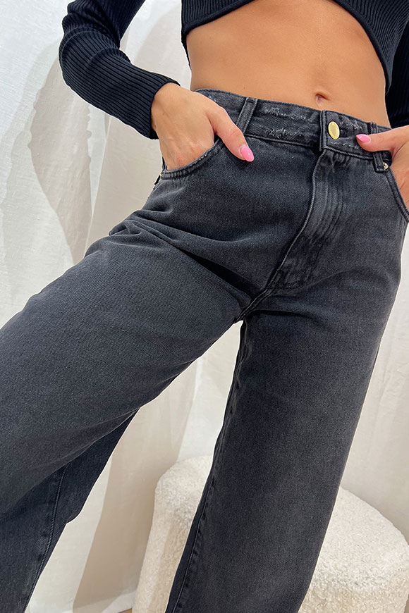 Vicolo - Jeans dad-fit nero con taglio vivo