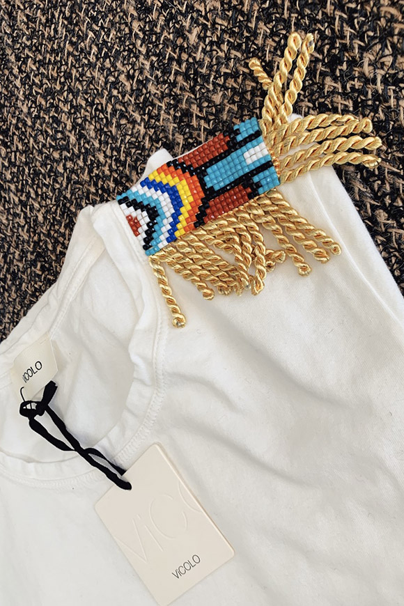 Vicolo - T shirt with trimming on white shoulders