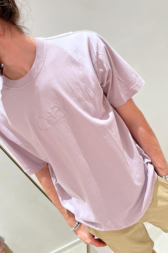 Obey - T shirt glicine con logo ricamato in tono sul davanti