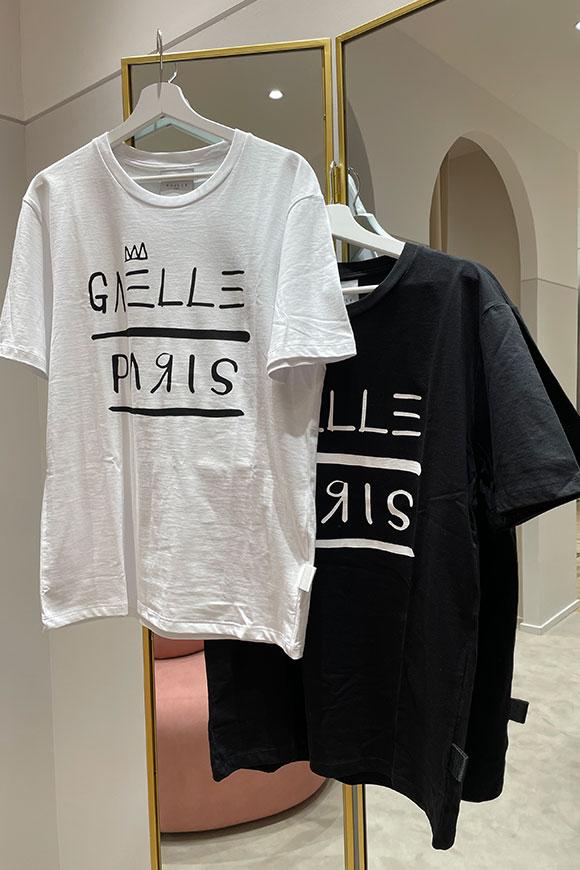 Gaelle - White t-shirt with black logo