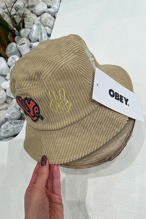 Obey - Cappello beige a coste in velluto con patch