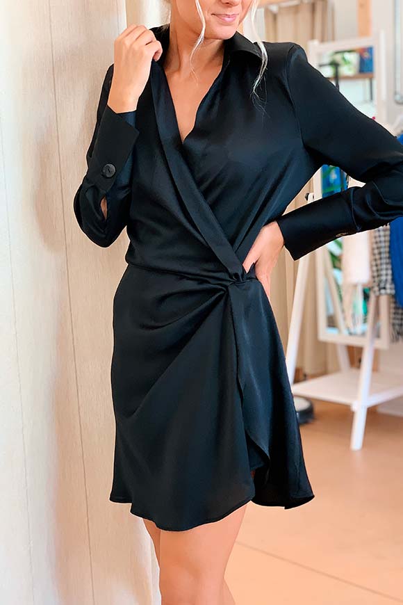 Vicolo - Black satin dress with side knot