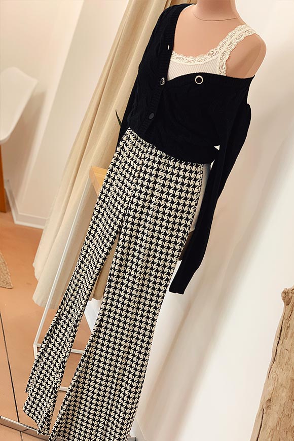 Vicolo - White and black houndstooth trousers