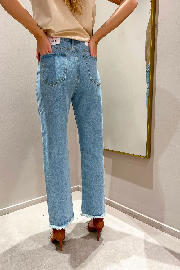 Glamorous - Light wash straight jeans with rips on the knees