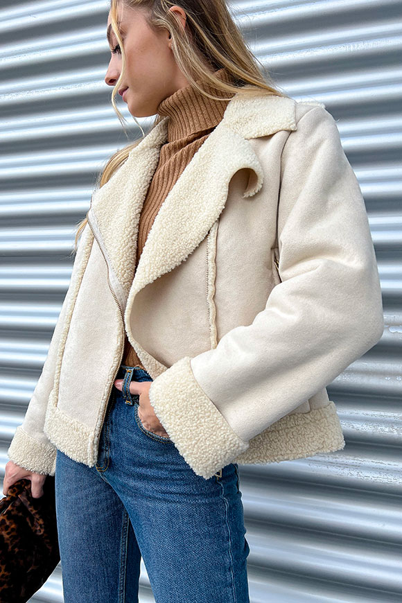 Tensione In - Sheep-style shearling milk jacket
