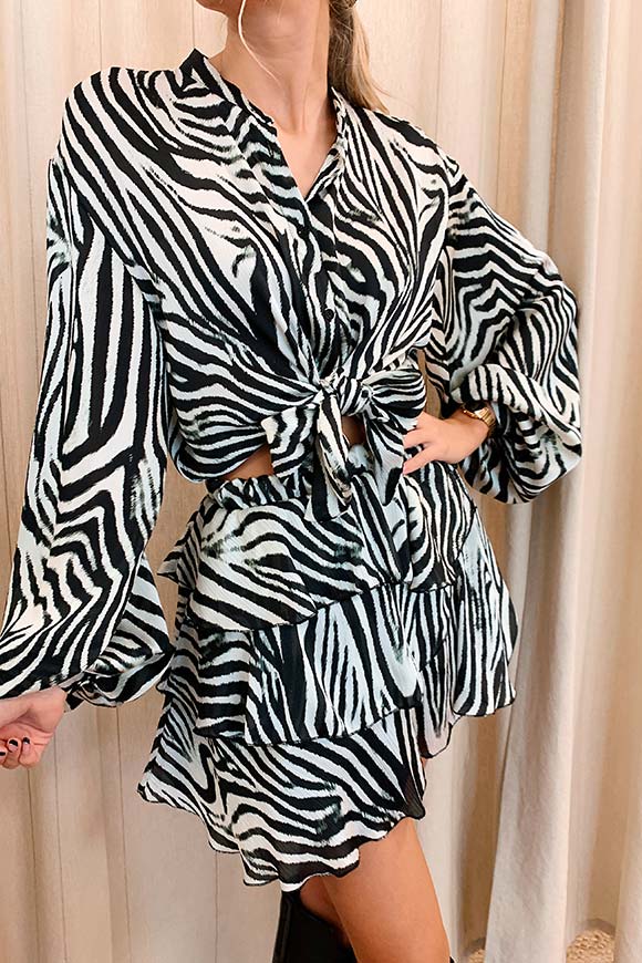Vicolo - White and black zebra shirt with bow