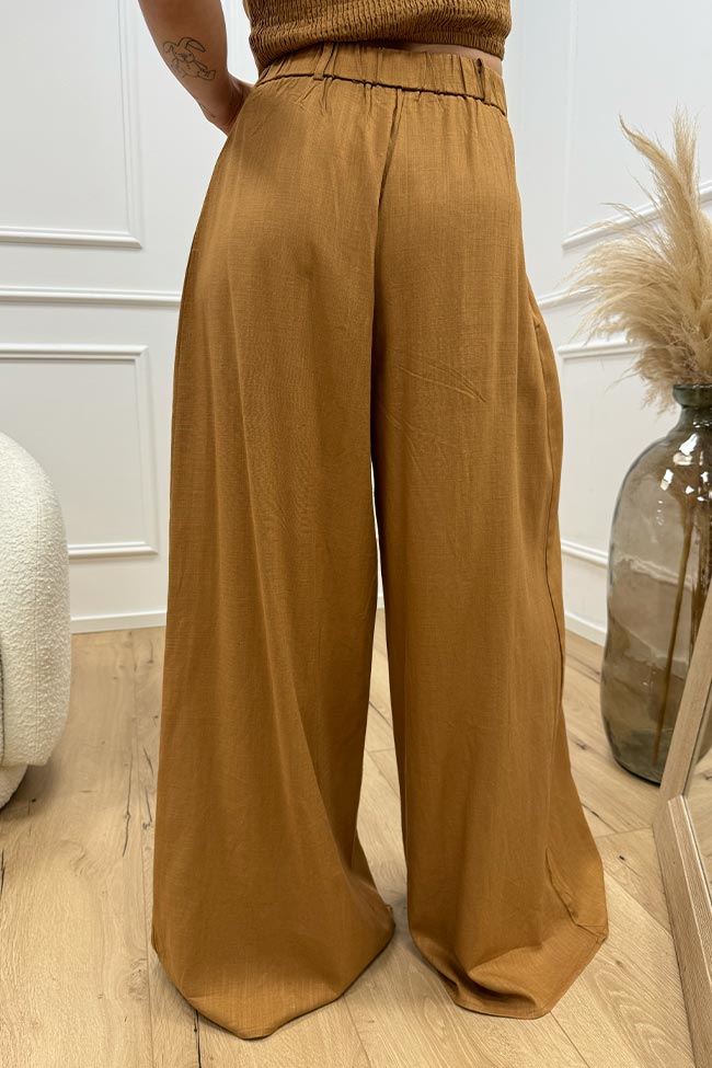 Calibro Shop - Coordinato top e pantalone camel misto lino