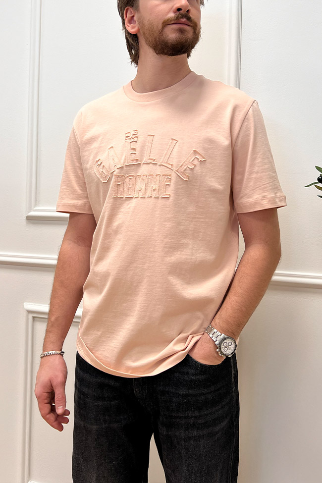 Gaelle - T shirt rosa con logo ricamato in tono