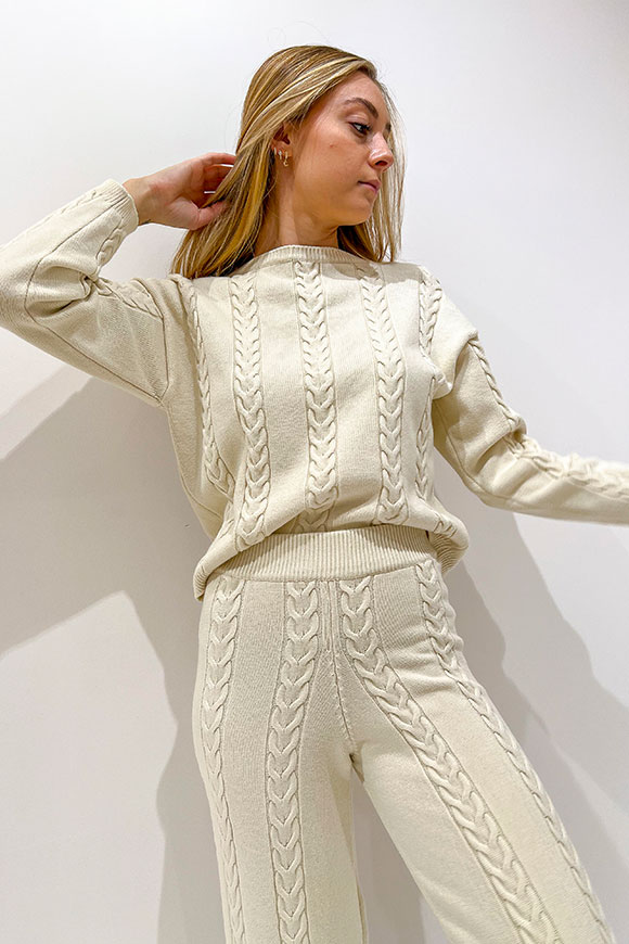 Vicolo - Cable knit butter sweater
