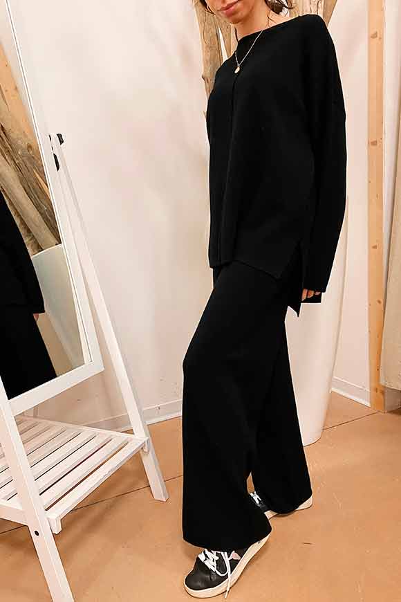 Tensione In - Black palazzo trousers with elastic waist