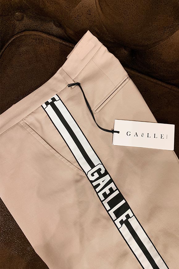 Gaelle - Beige pantalon with side logo bands