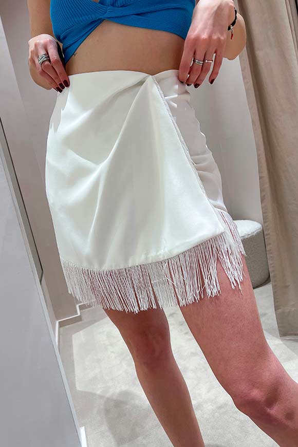 Vicolo - White skirt with fringes and drapery