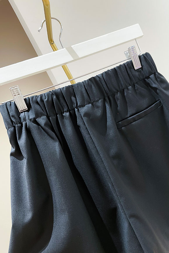 Vicolo - Pantaloncini svasati neri