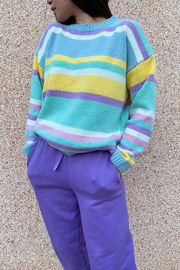 Motel - Striped sweater in shades of light blue, yellow and lilac