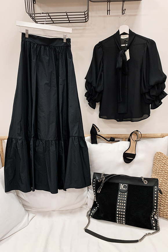 Vicolo - Camicia nera con maniche arricciate