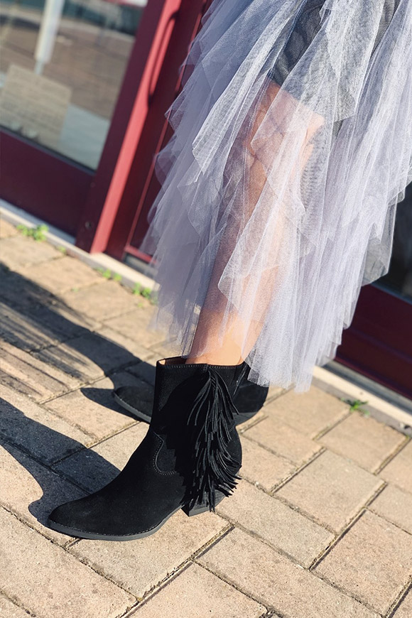 Jeffrey Campbell - Hastings suede boots with black fringes