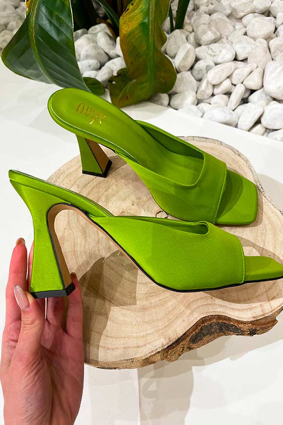 Ovyé - Acid green sandals with spool heel band
