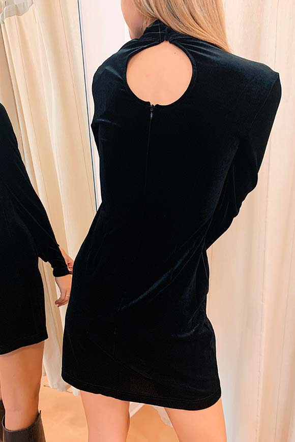 Glamorous - Black velvet sheath dress