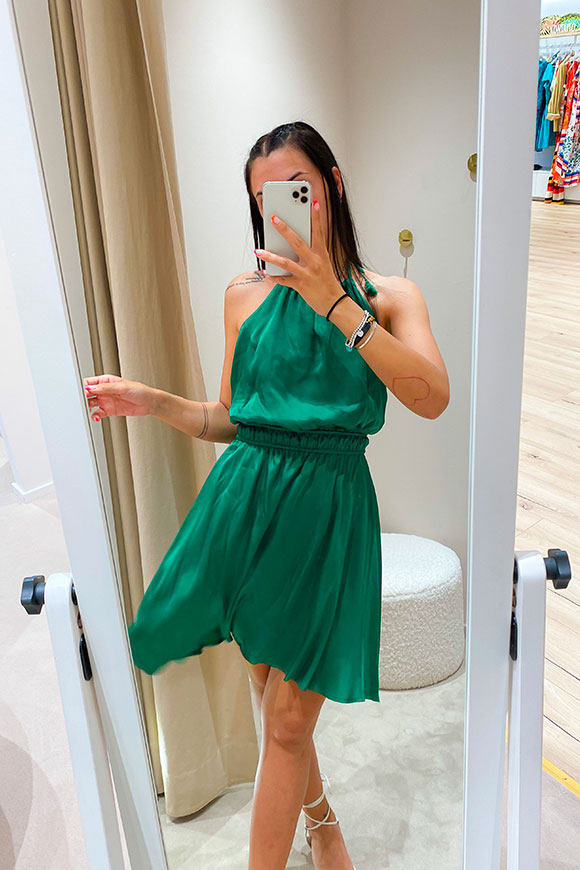 Tensione In - Emerald green satin dress with drawstring
