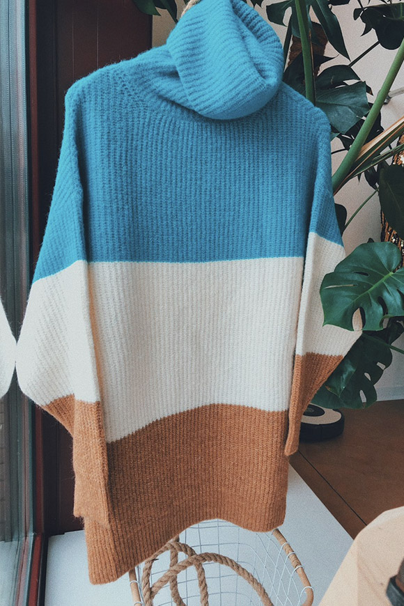 Kontatto - Color block over sweater