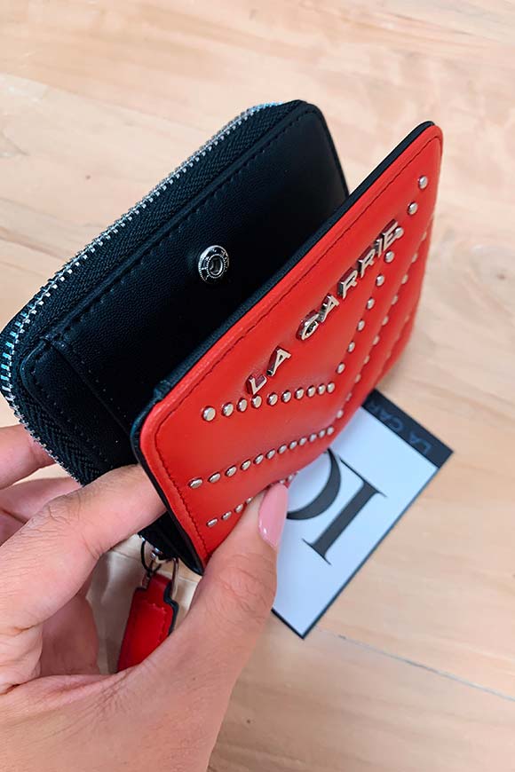 La Carrie - Small red padded wallet