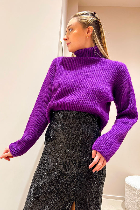 Kontatto - Purple turtleneck sweater with box lamé thread