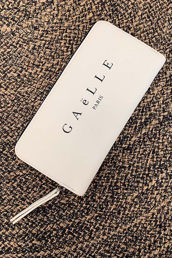 Gaelle - Basic white handbag with logo